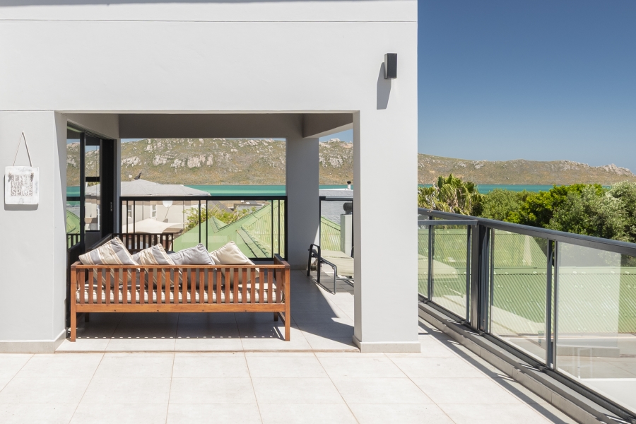 5 Bedroom Property for Sale in Myburgh Park Western Cape